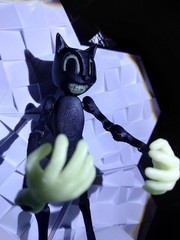 Cartoon Cat – Trevor Henderson – Articulated Glow in the dark