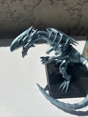 NECA Yu Gi Oh Figure Blue Eyes White Dragon 1996 Kazuki Takahashi
