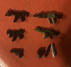 Mega Construx C.O.D lot Of 5 (custom) With Some Accessories- Guns,knives Etc…