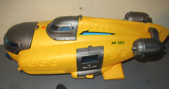 Animal Planet Deep Sea Yellow Submarine AP-283 And Sea Life Toy