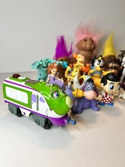 Toy Box Action Figure Vehicle Lot Chuggington Disney Pooh Trolls 24pc Lot # 2