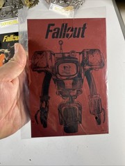 McFarlane Movie Maniacs Fallout Deathclaw,Securitron,Lucy,Maximus & Ghoul **Read