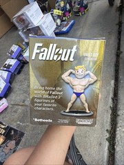 Fallout Vault Boy (Strength) 3-Inch Mini Figure