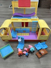 Peppa Pig Transforming Camper Van RV Playset w/ Sounds – 99% Complete Set Toy