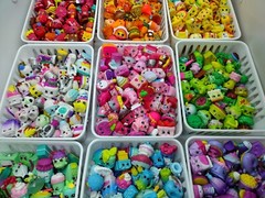 SHOPKINS Lot of 25 Random Pick Mixed colors Seasons 1 2 3 4 5 6 7 8 9+