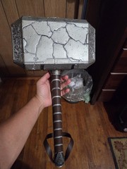 MARVEL LEGENDS THOR MJOLNIR ELECTRONIC HAMMER LOVE AND THUNDER MINT