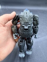 TRANSFORMERS CHUG WAR FOR CYBERTRON KINGDOM OPTIMUS PRIMAL