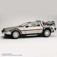 Tomy 1/10 Die Cast Back to the Future DeLorean Time Machine w/ Einstein Flames