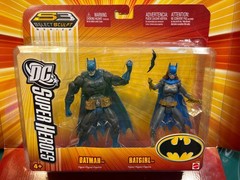 Mattel DC Super Heroes BATMAN BATGIRL 6″ 1:12 NEW MOC DCUC 2006 K3320 S3 2-pack