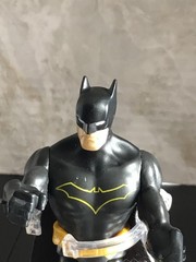 2017 Mattel Batman Action Figure 6″ DC Comics Black Suit Yellow Emblem Cape