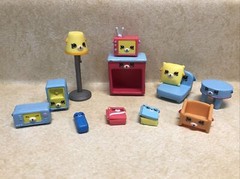 Shopkins Happy Places Puppy Parlor Decorator’s Pack Miniature Decor Home Used