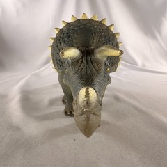 Triceratops JP08 Jurassic Park Kenner 1993 Figure jp 08 dinosaur