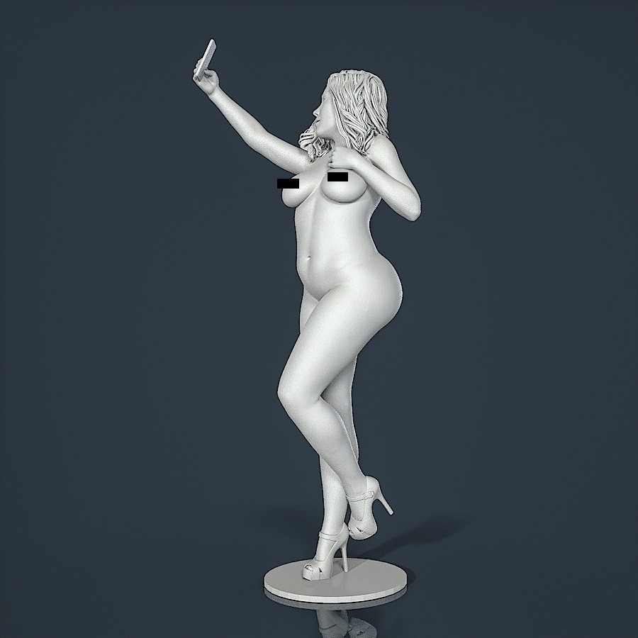 Unpainted Painted resin figurine. Woman Girl naked selfie 1/18 1/24 1/43 1/32