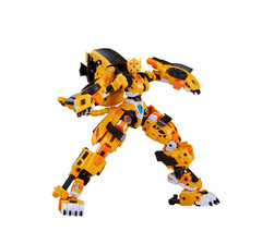 Metal Cardbot W Tachy Yellow Cheetah Sports Car Transforming Robot Season 3 2026