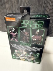 NECA Shredder Teenage Mutant Ninja Turtles Figure 1990 Movie Gamestop Exclusive