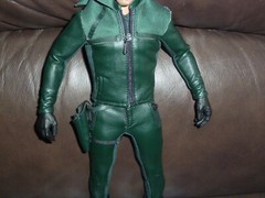 GREEN ARROW TV VERSION STEPHEN AMELL THREE Q CITIES RANGER 12 INCH 1/6TH SCALE