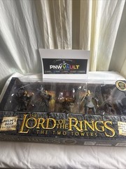 Toy Biz Lord of the Rings The Two Towers Helm’s Deep Battle Set NEW Sealed