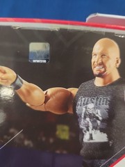 WWE ULTIMATE EDITION Monday Night War Exclusive “Stone Cold” Steve Austin Figure