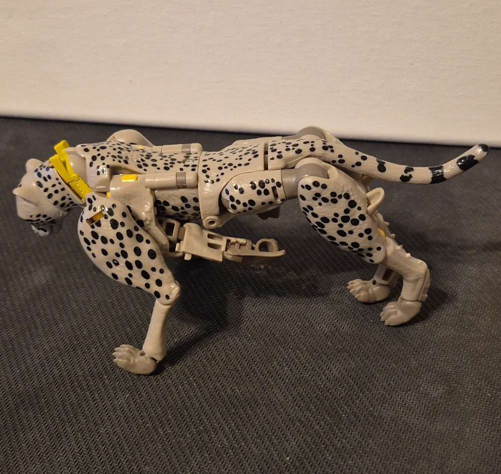 Hasbro Transformers Beast Wars Cheetor Cheetah Action Figure Plastic Gray