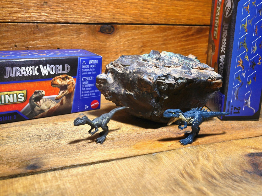 NEW! Unopened Jurassic World Mini Mapusaurus + Monolophosaurus (2 dinos)