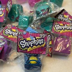 Shopkins Scoops Ice Cream Truck + Multiple Shopkin Figures And Accessories