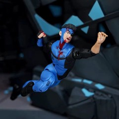 Jada Toys 1/12 Invincible Mark Grayson Action Figure Battle Bamage SDCC Limited