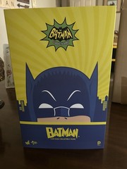Hot Toys MMS218 Batman 1966 Classic TV Adam West 1/6 Figure