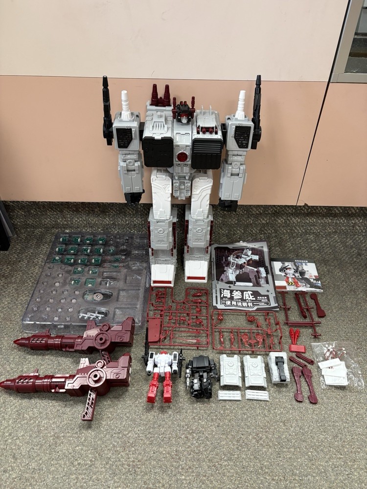 + Siyang Culture Hai Shen Wei Metroplex KO Defense Fortress Y-C001 16″ Tall