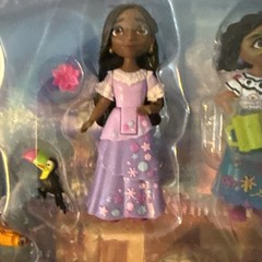 Disney Encanto Movie Ultimate Madrigal Family Gift Set 10 Piece Figure Set New