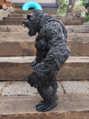 MEZCO King Kong of Skull Island 18 inch Figure With Accessories (no box)