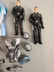 Lost In Space 5″ Action Figure Lot & Some Accessories Trendmasters Vintage 1997