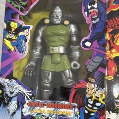 Marvel Set of 2 Figurine 1998 Toy Biz(dr Doom And Nick Fury