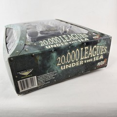 Mezco 20,000 Leagues Under the Sea Cabin Control Nemo 2001