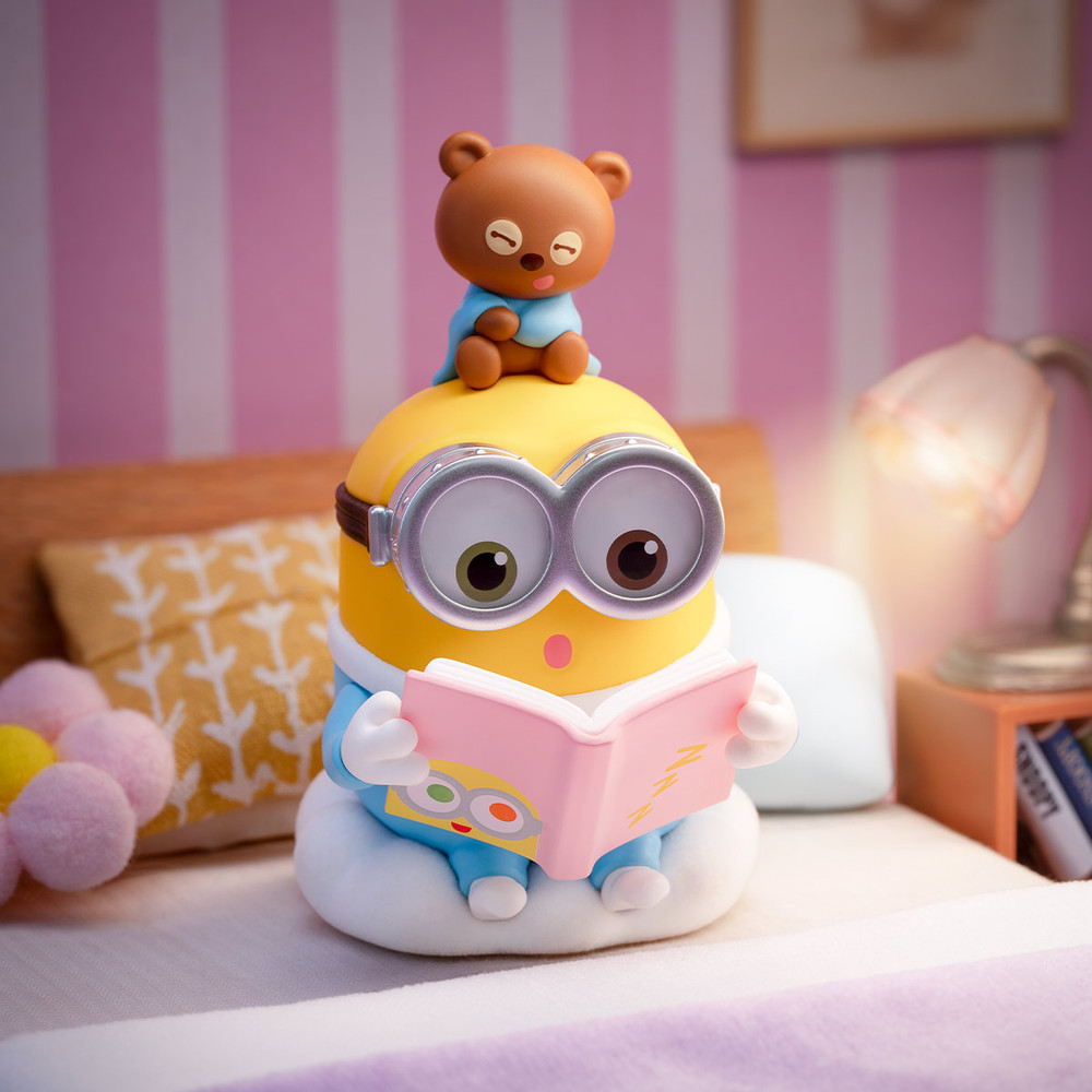 Minions Bedtime Stories By Bob And Tim Series Blind Box Confirmed Figures Toy!