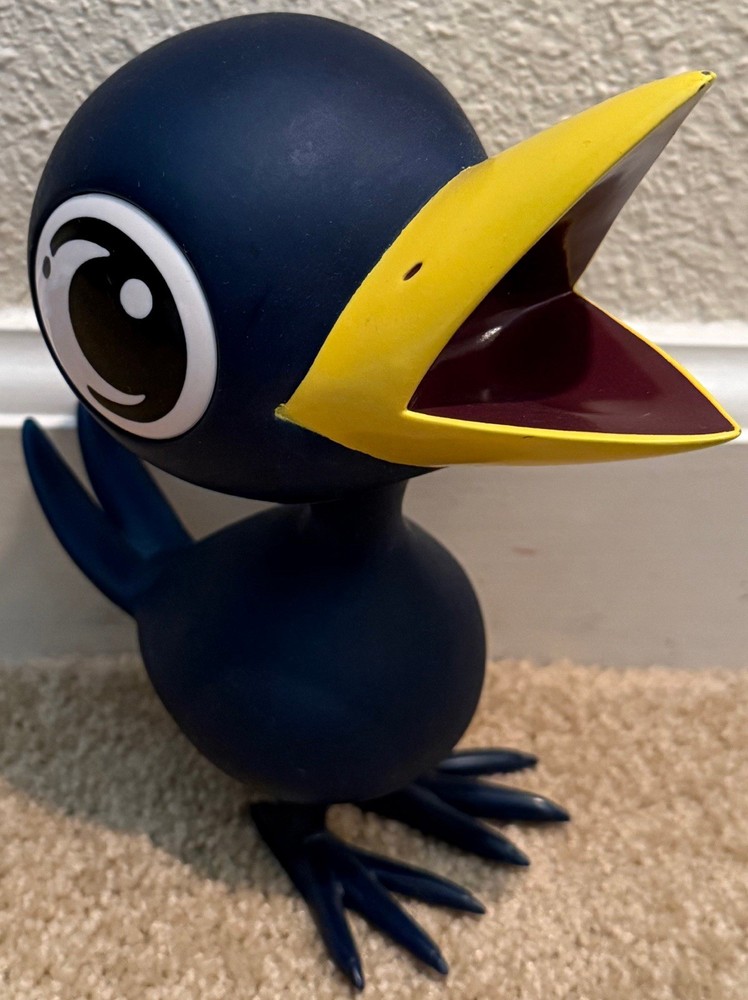 Drinky Crow 2002 Vinyl Vintage Rare Kid Robot Dark Horse (Loose, No Accessories)