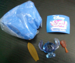 NEW Disney Crystal Surprise figure BLUE LILO & STITCH change color in water HTF
