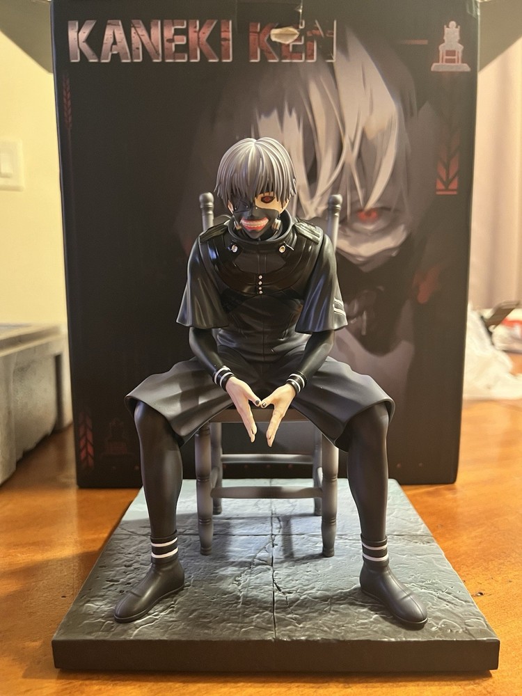 20cm Ken Kaneki Sitting GK Figure Double Head & Arms Statue