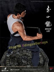 Blitzway BW-SS-20901 Fist of Fury Kung Fu master Lee 1/4 Resin Tribute Statue