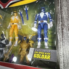 Playmates Mighty Morphin Power Rangers Re-Ignition Auto-Morphin Battle Pack- NEW