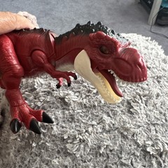 Zuru Robo Alive Dino Action T-Rex Dinosaur Red 10″ Roaring Action Dino Works