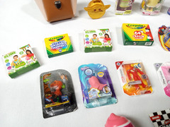 Zuru Mini Brands Disney +++ Mixed Series Lot Of 24pc Total