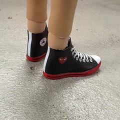 ATS-CON-BR: 1/12 casual Sneakers ankle adapters & box for 6″ figure – Black Red