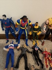 Lot Of 45 Vintage 90s Action Figures Kenner Hulk, Marvel, X-Men, And More