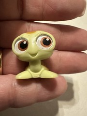 Rare Disney Doorables Series 4 Squirt from Finding Nemo Out Of Print