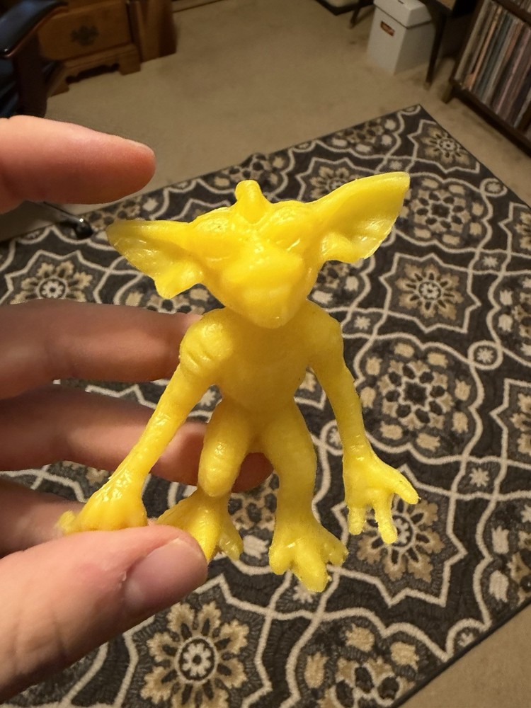 Gremlins Mexican Bootleg Action Figure Yellow Rare Hard Plastic