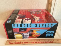 2022 Hasbro Transformers Studio Series CORONATION STARSCREAM 86-12 (H60)