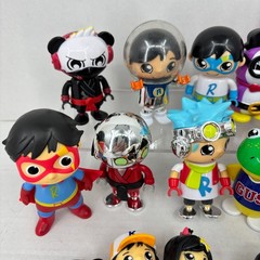 Ryans World Mini Action Figures Mixed Lot of 25 Miniature Toys Cake Toppers