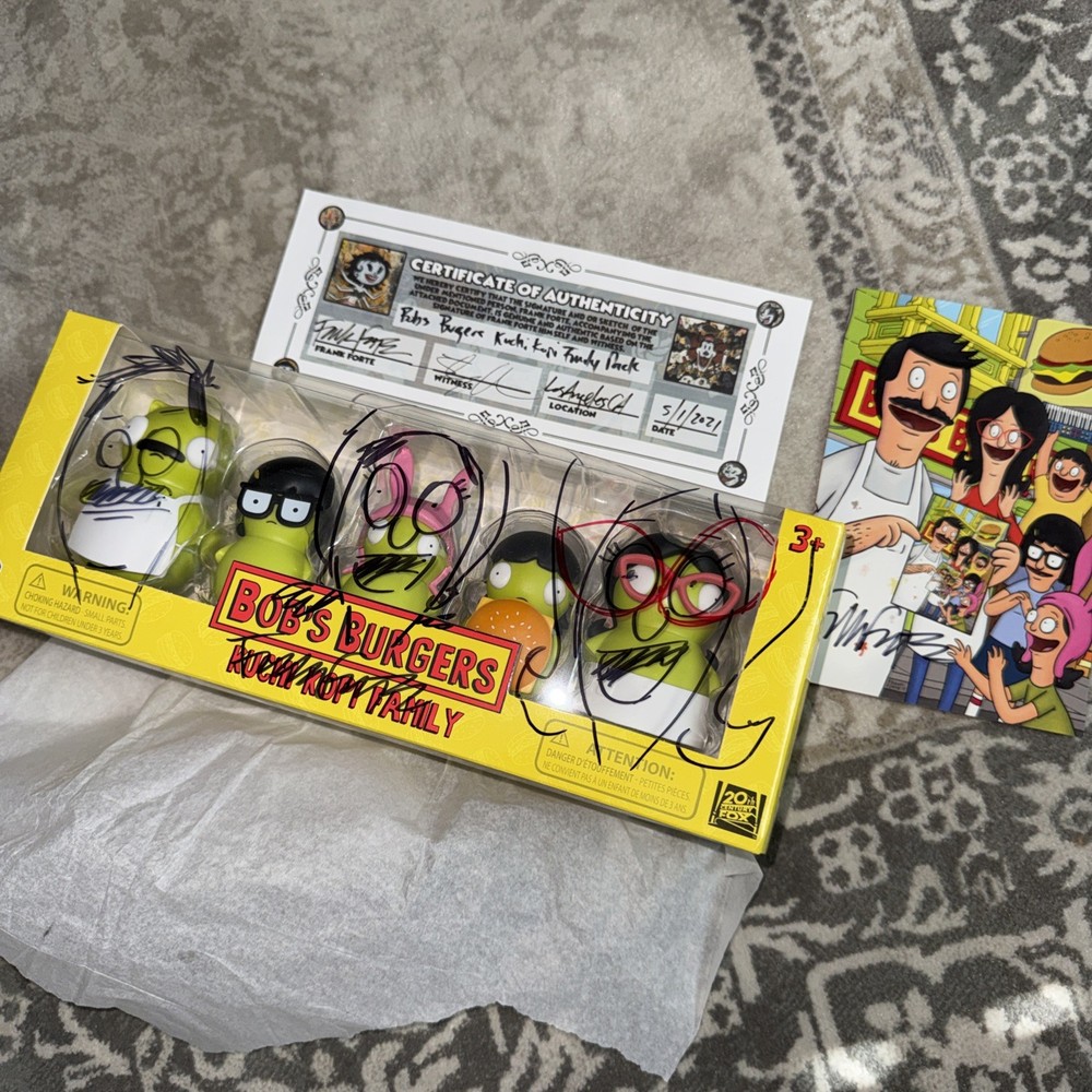 Signed BOB’S BURGERS KUCHI KOPI FAMILY FIGURE GAMESTOP 2018 – New in Box COA