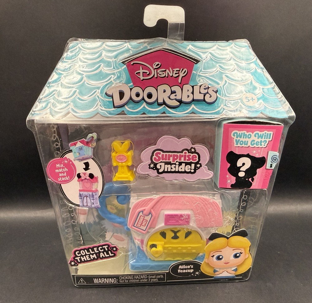 NEW Disney Doorables Alice’s Teacup Play Set Alice in Wonderland