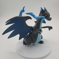 2016 Mega Charizard X 6.5” Nintendo Tomy Pokemon Battle Figure.